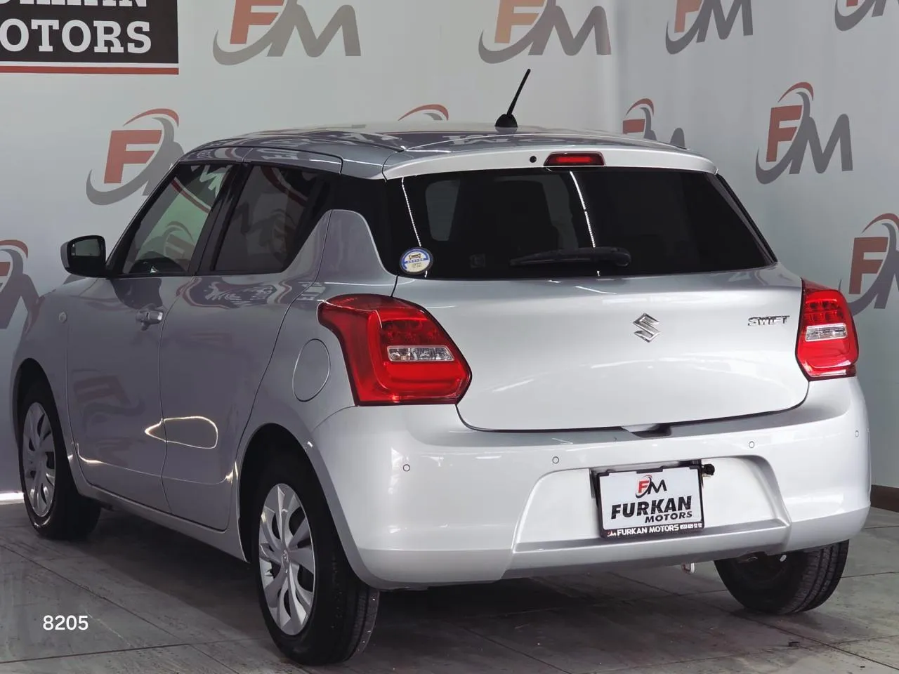 2021 Suzuki Swift 1.2 Kıbrıs | KKTC İkinci El Satılık Araba - Thumbnail 4