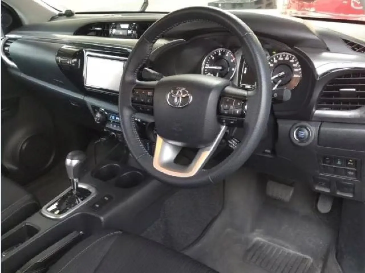 2022 Toyota Hilux 2.5 D Kıbrıs | KKTC İkinci El Satılık Araba - Thumbnail 4