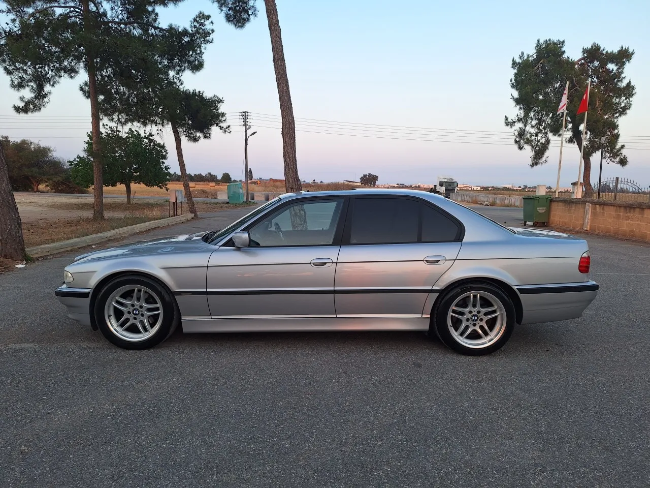 2001 BMW 7 Serisi 735i Kıbrıs | KKTC İkinci El Satılık Araba - Thumbnail 5