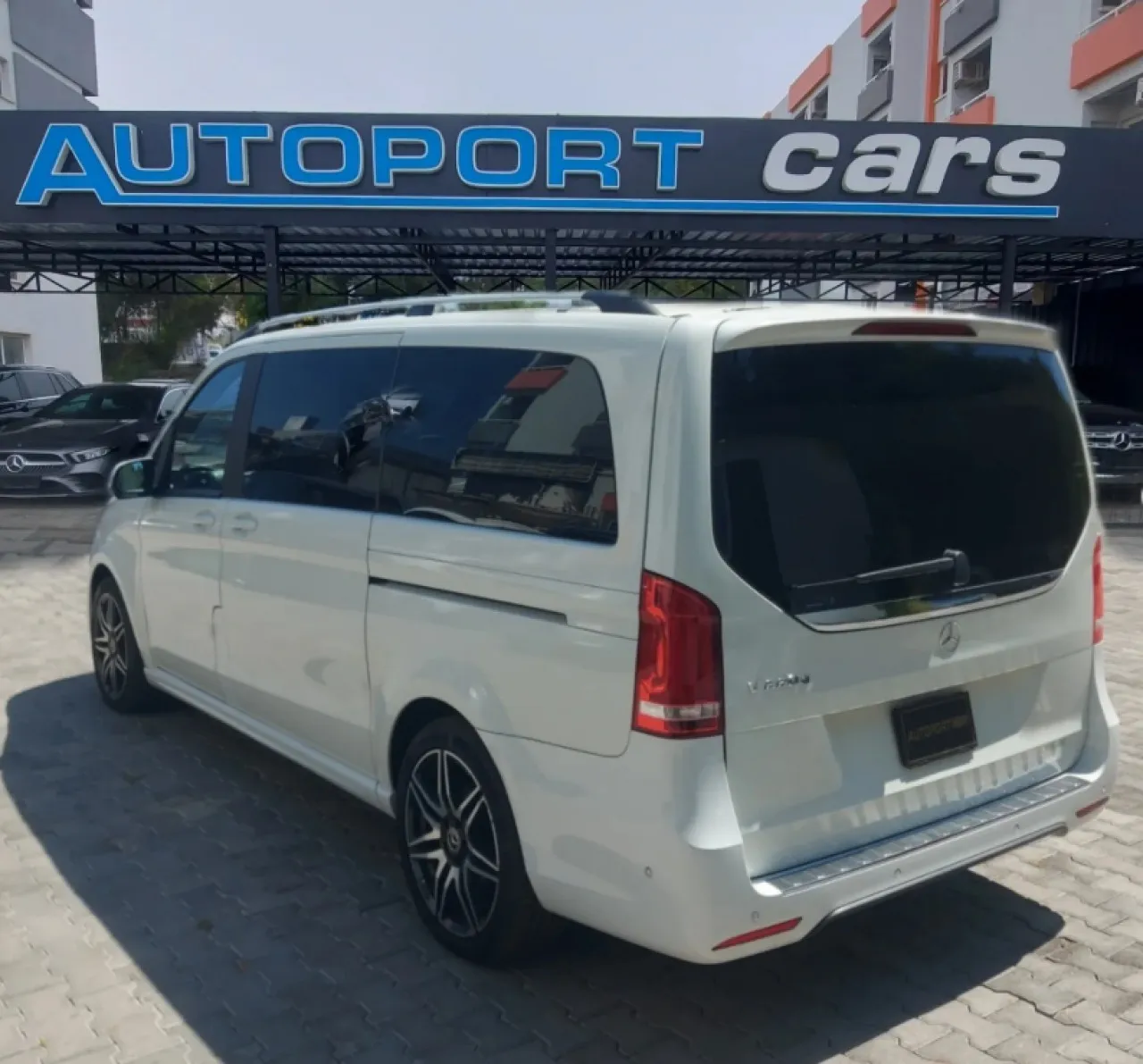 2020 Mercedes - Benz V-Class  Kıbrıs | KKTC İkinci El Satılık Araba - Thumbnail 4