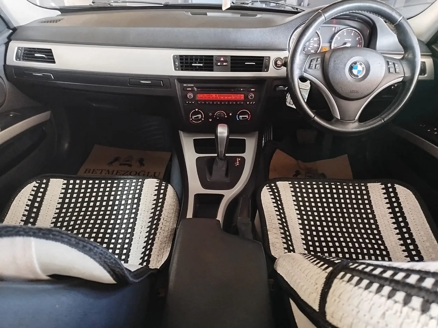 2011 BMW 1 Serisi 118i Kıbrıs | KKTC İkinci El Satılık Araba - Thumbnail 6