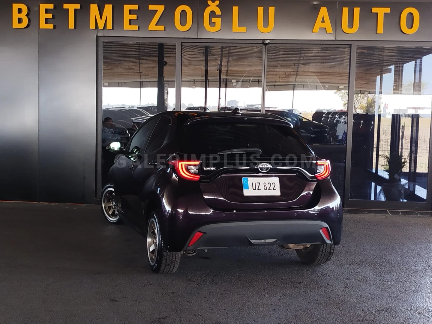 2020 Toyota Yaris 1.5 Kıbrıs | KKTC İkinci El Satılık Araba - Thumbnail 3