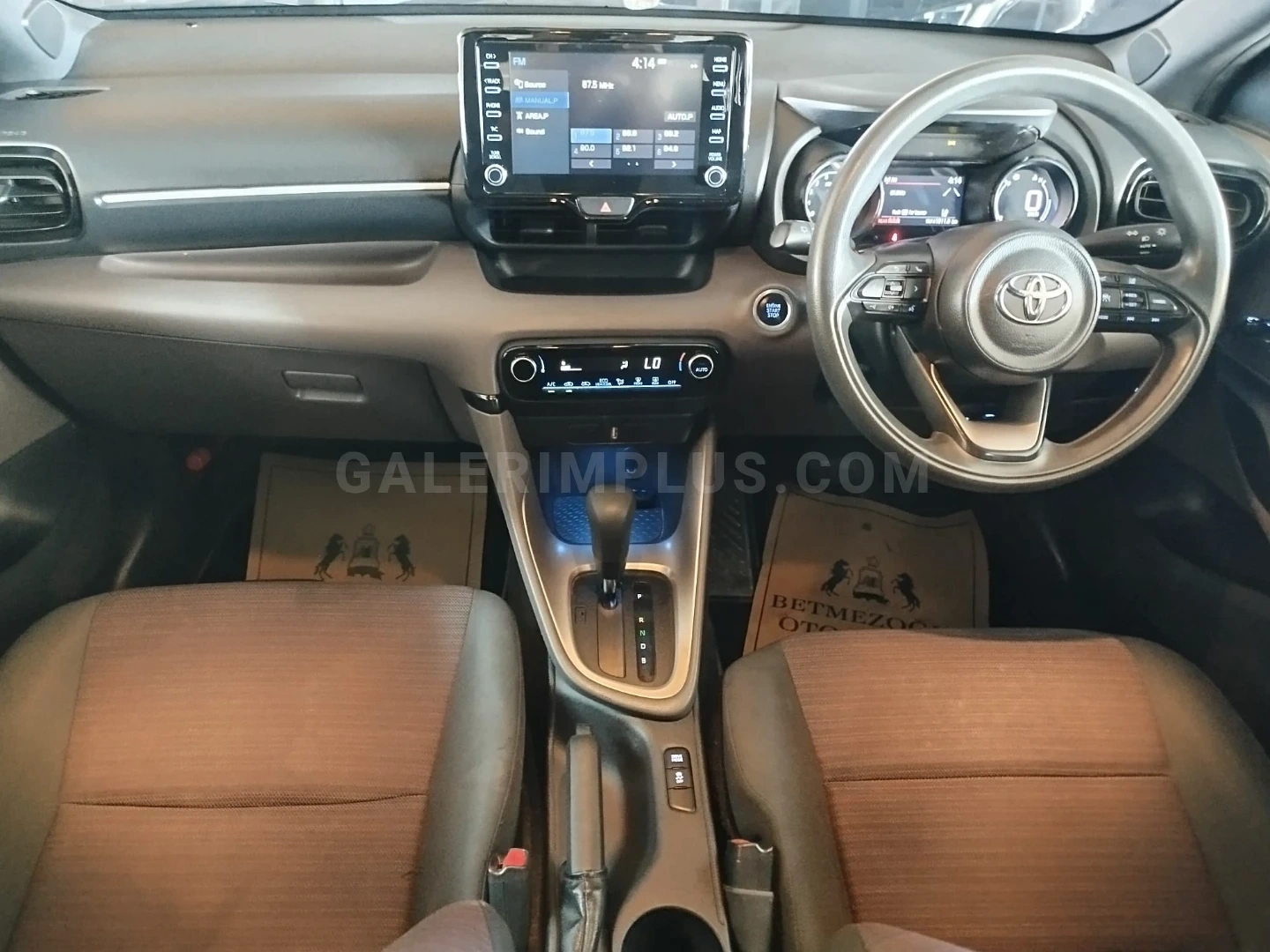 2020 Toyota Yaris 1.5 Kıbrıs | KKTC İkinci El Satılık Araba - Thumbnail 8
