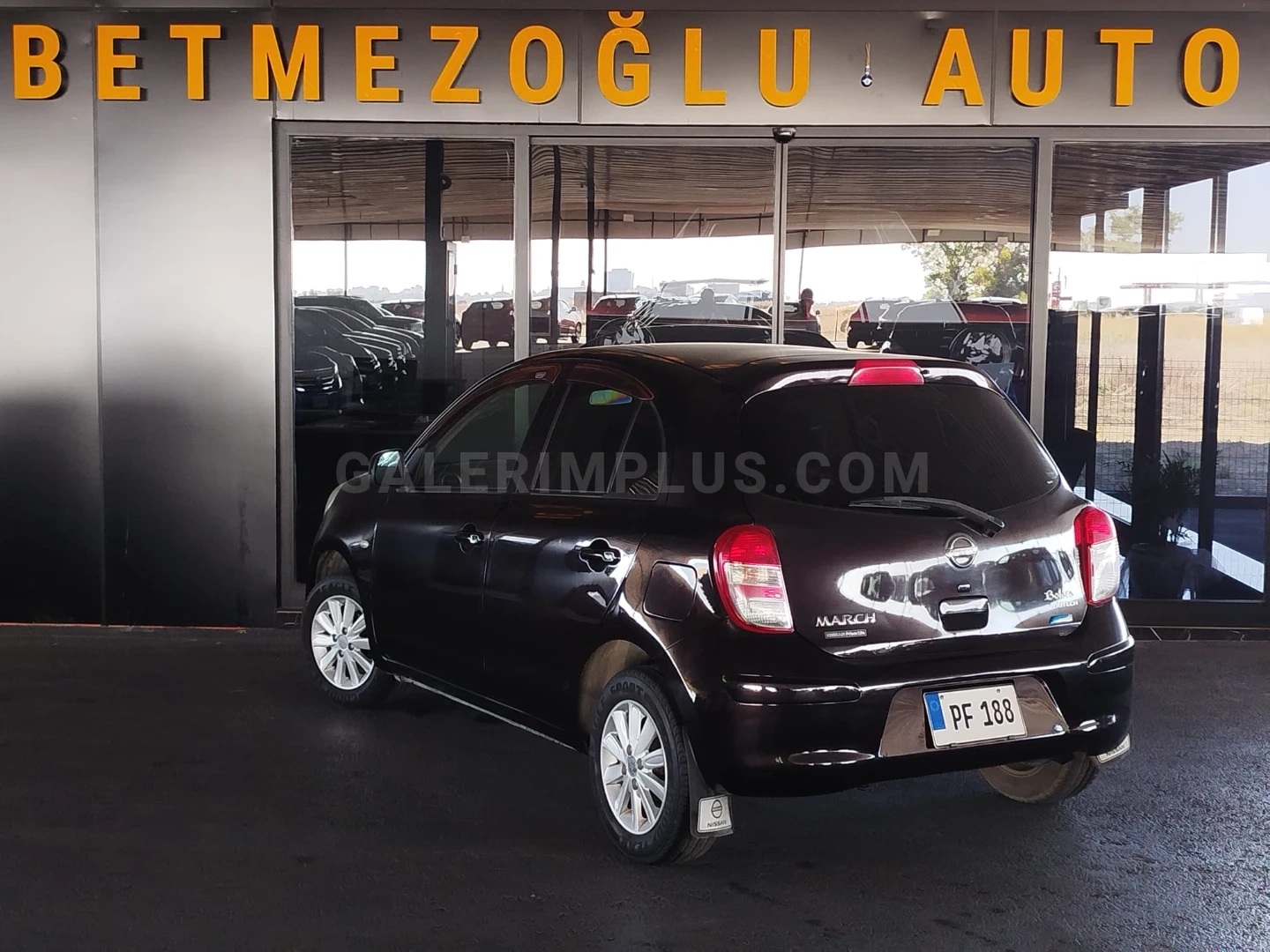 2012 Nissan March 1.2 Kıbrıs | KKTC İkinci El Satılık Araba - Thumbnail 3