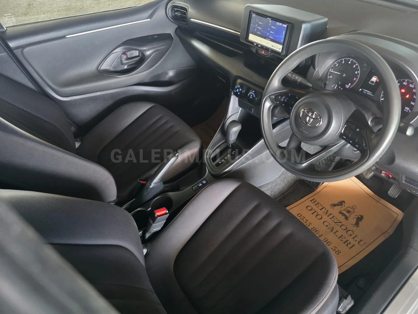 2021 Toyota Yaris 1.5 Kıbrıs | KKTC İkinci El Satılık Araba - Thumbnail 4