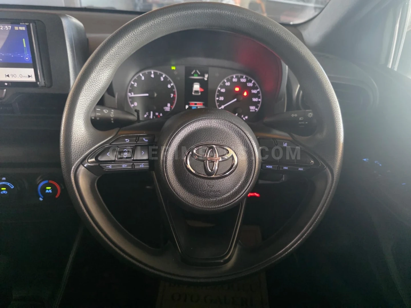 2021 Toyota Yaris 1.5 Kıbrıs | KKTC İkinci El Satılık Araba - Thumbnail 7