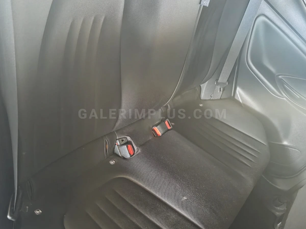 2021 Toyota Yaris 1.5 Kıbrıs | KKTC İkinci El Satılık Araba - Thumbnail 8