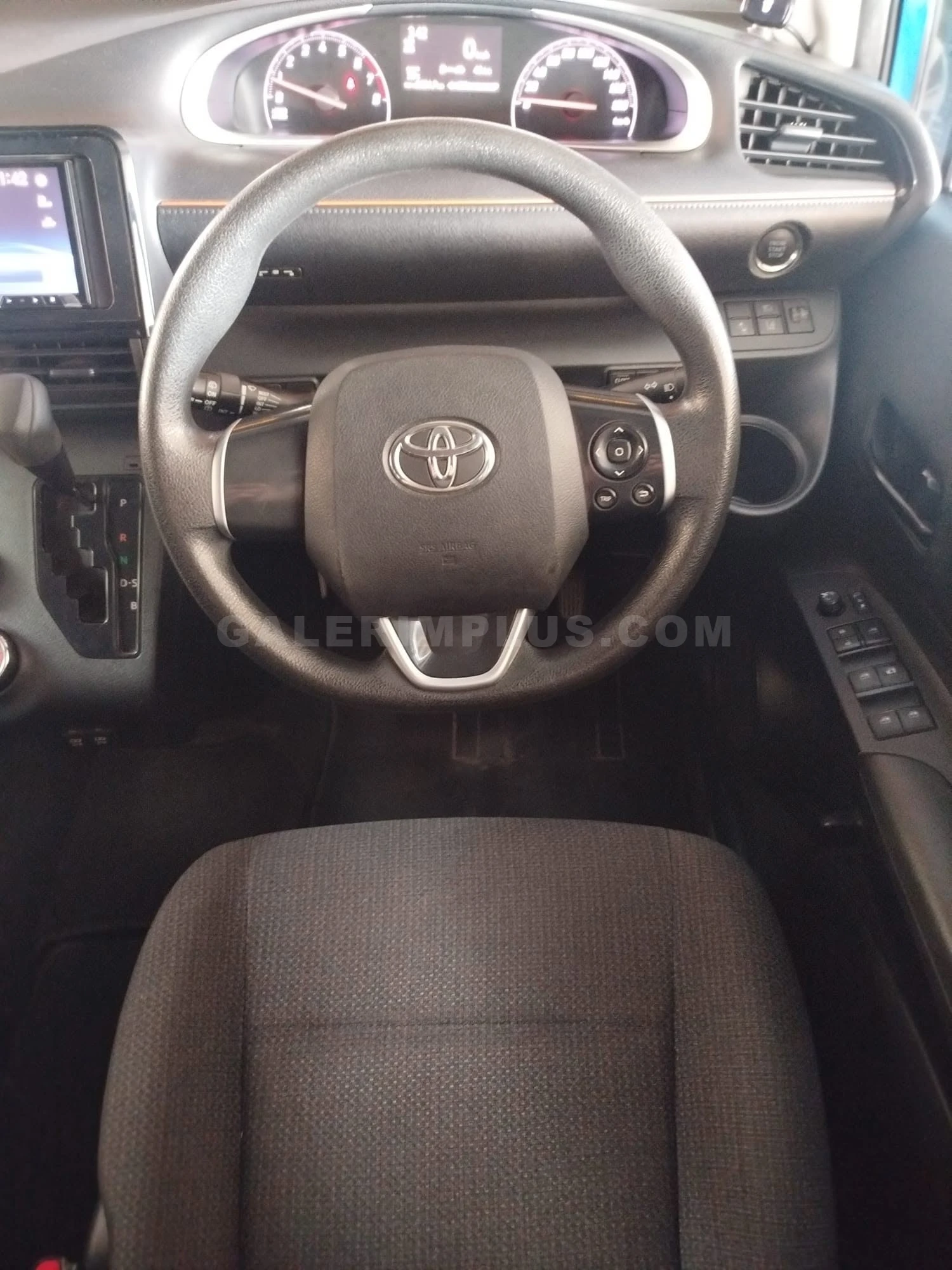 2019 Toyota Sienta 1.5 i Kıbrıs | KKTC İkinci El Satılık Araba - Thumbnail 8