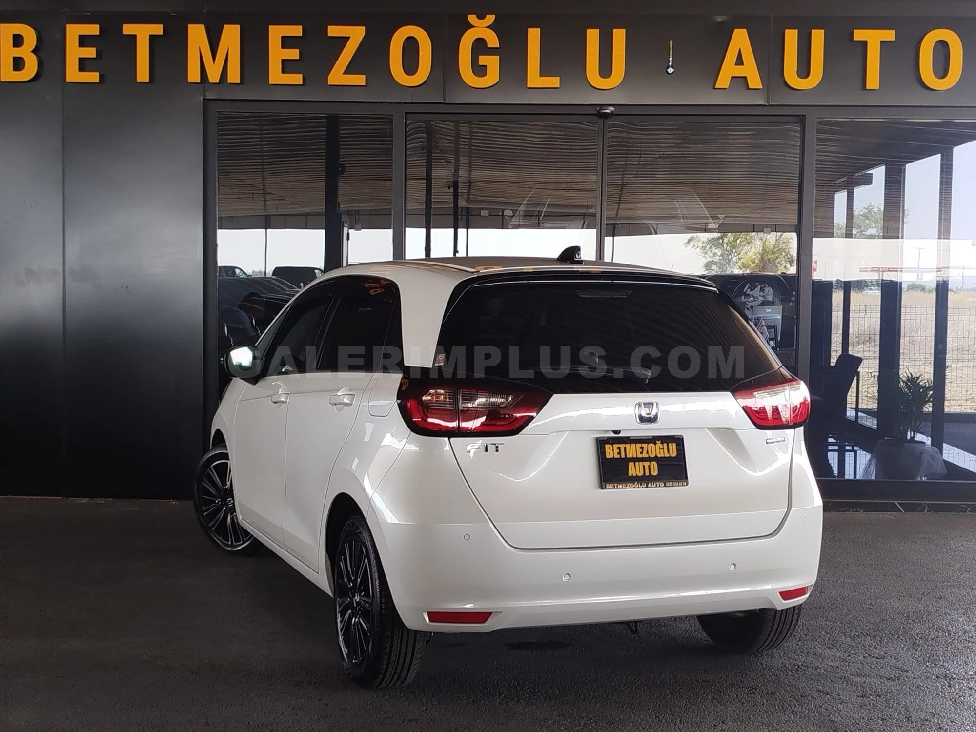 2022 Honda Fit 1.5 Hybrid Kıbrıs | KKTC İkinci El Satılık Araba - Thumbnail 3