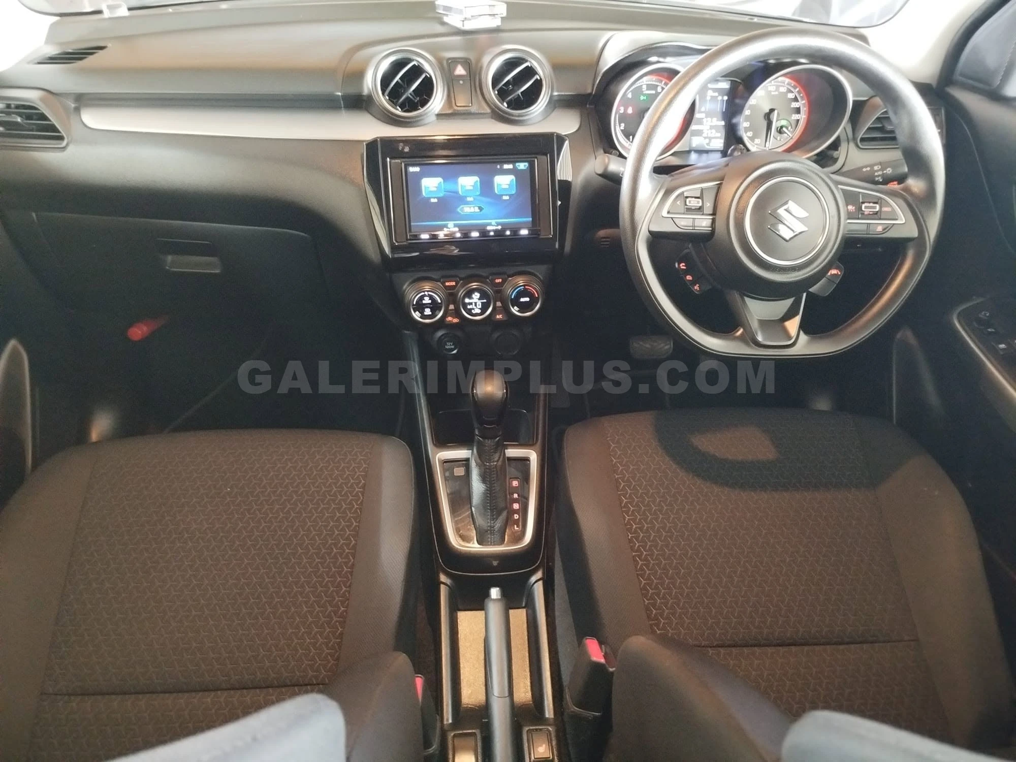 2023 Suzuki Swift 1.2 Kıbrıs | KKTC İkinci El Satılık Araba - Thumbnail 8