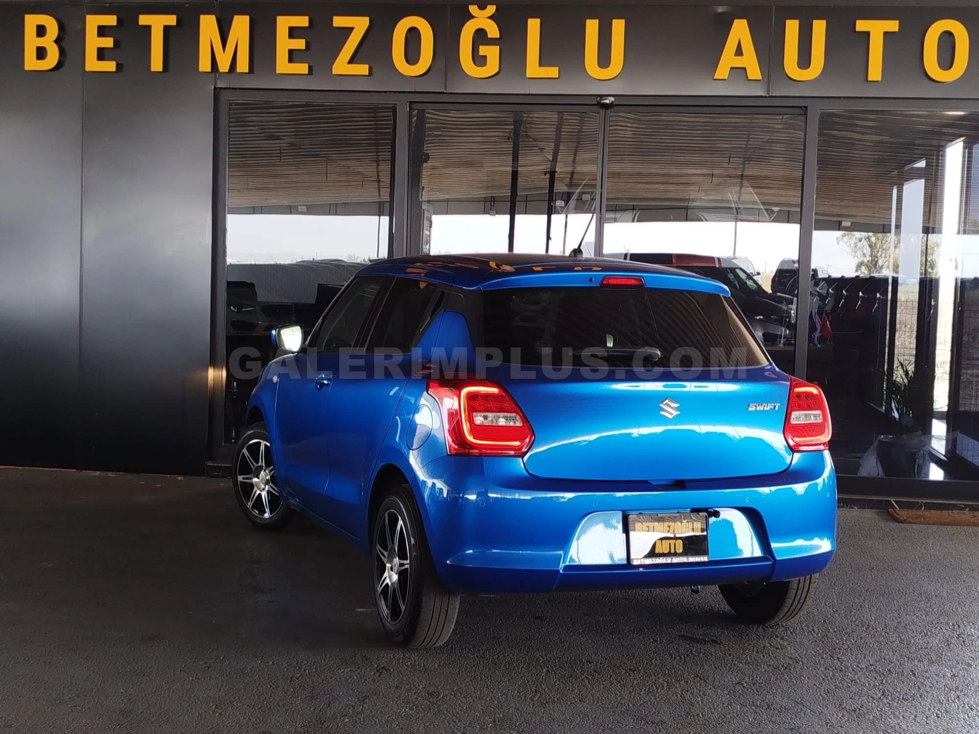 2023 Suzuki Swift 1.2 Kıbrıs | KKTC İkinci El Satılık Araba - Thumbnail 3