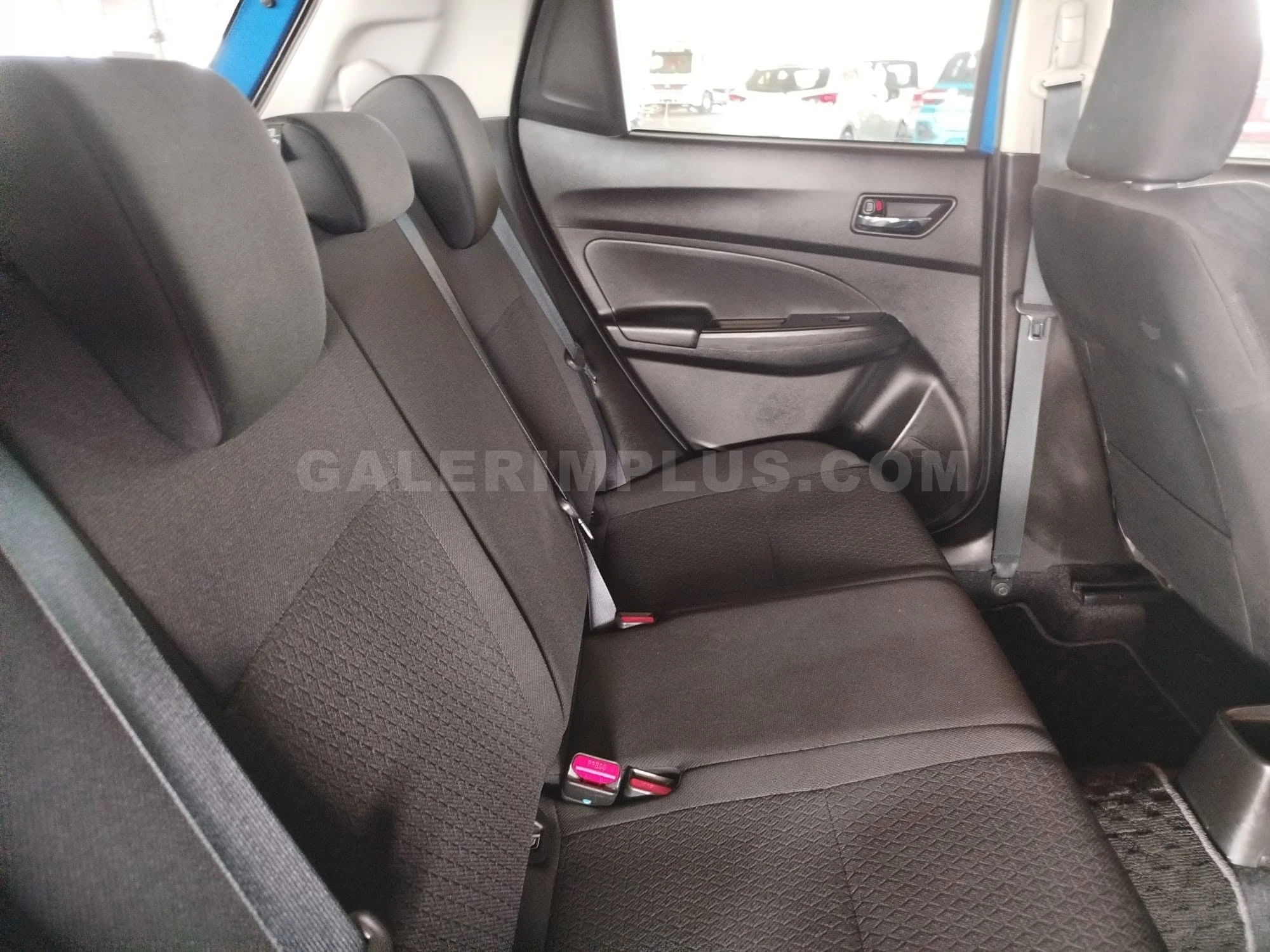 2023 Suzuki Swift 1.2 Kıbrıs | KKTC İkinci El Satılık Araba - Thumbnail 7