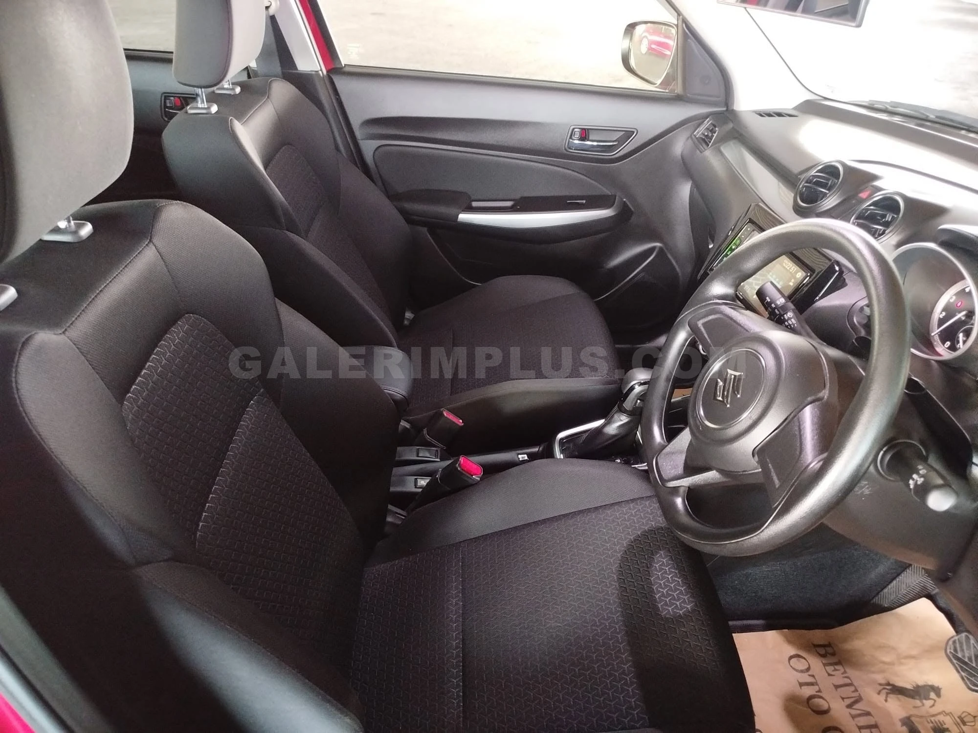 2023 Suzuki Swift 1.2 Kıbrıs | KKTC İkinci El Satılık Araba - Thumbnail 6