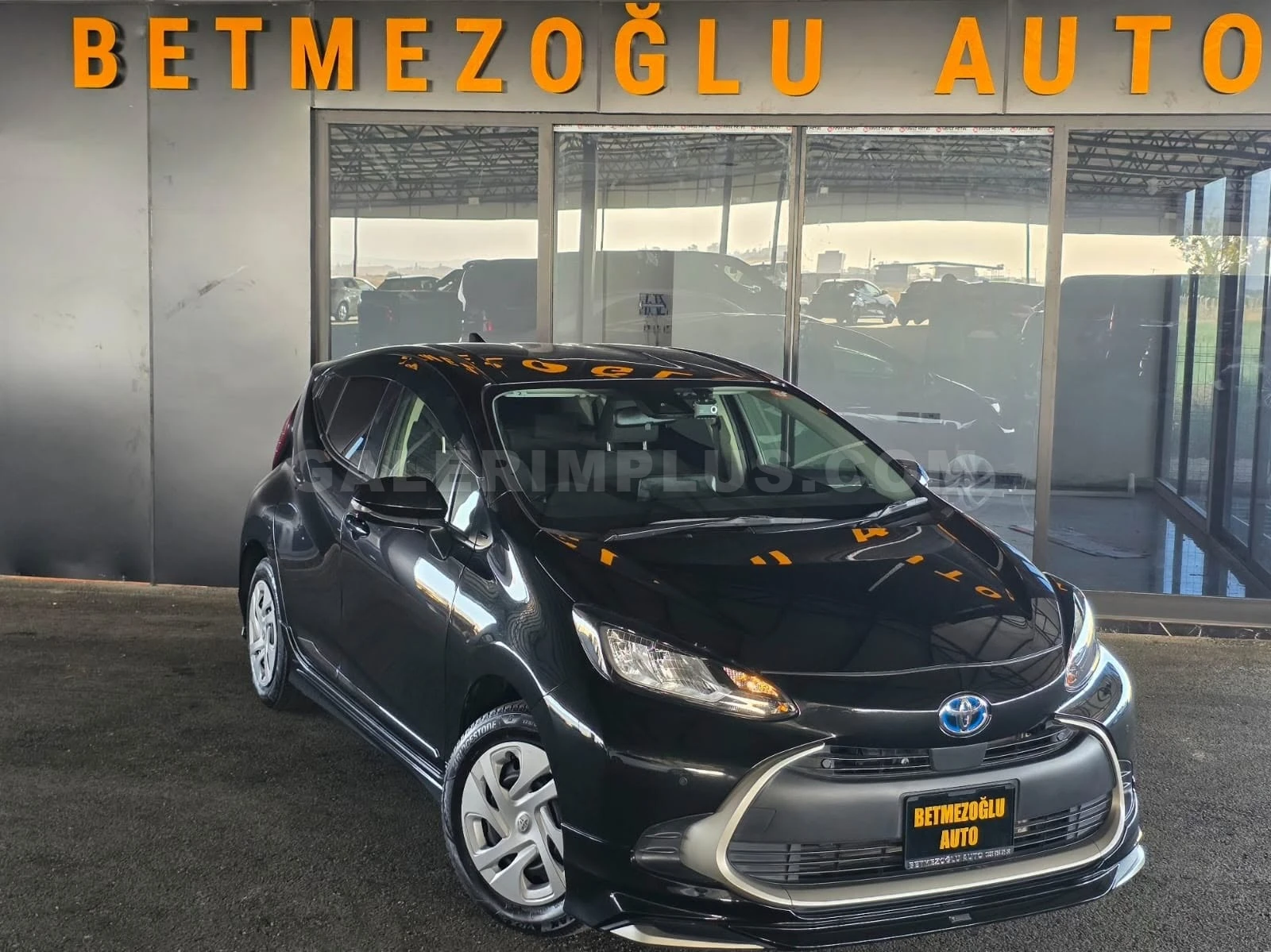 2022 Toyota Aqua 1.5 Hybrit Kıbrıs | KKTC İkinci El Satılık Araba - Fotoğraf 1