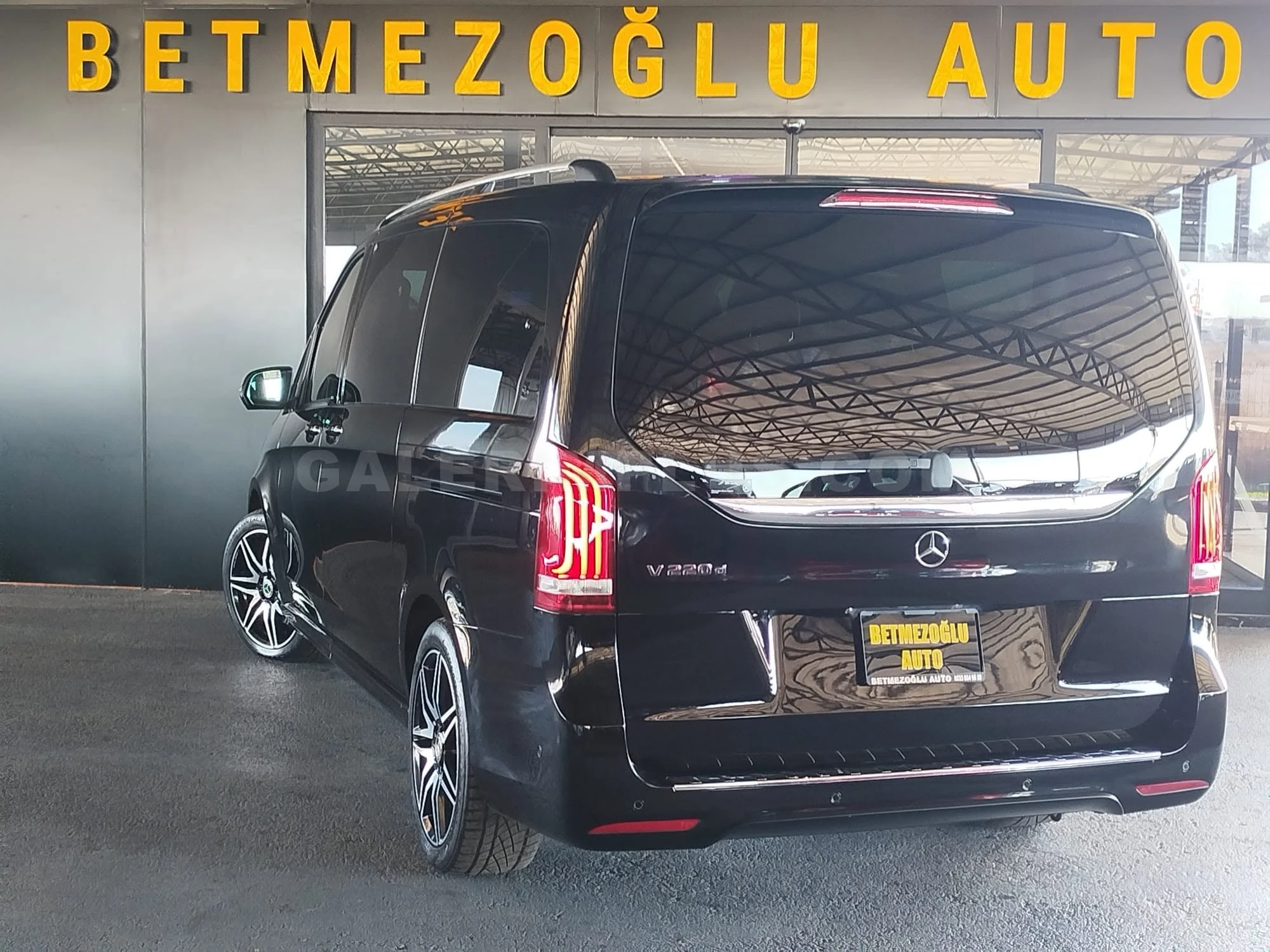 2021 Mercedes-Benz V-Class V 250d Kıbrıs | KKTC İkinci El Satılık Araba - Thumbnail 3