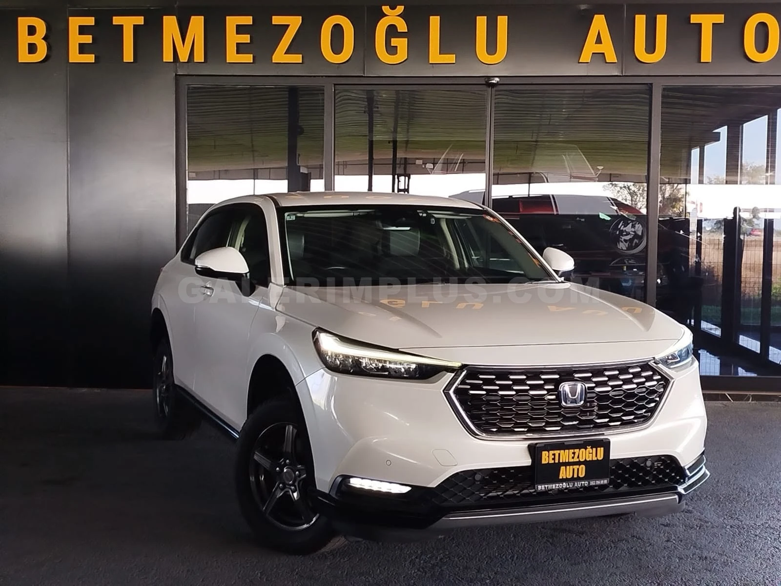 2022 Honda Vezel 1.5 i-VTEC Hybrid Hibrit Otomatik Lefkoşa İlan görseli - GalerimPlus