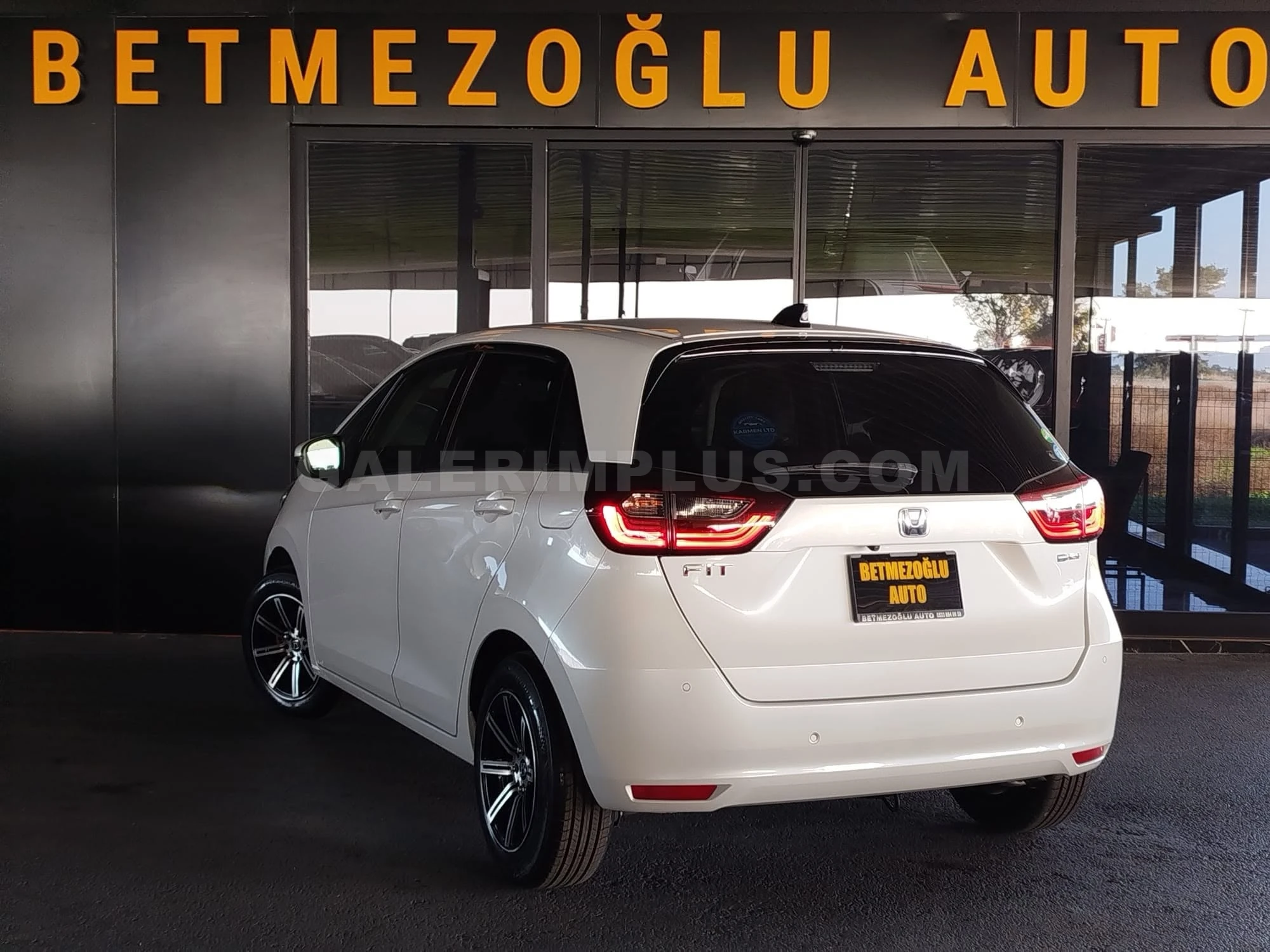 2021 Honda Fit 1.5 Hybrid Kıbrıs | KKTC İkinci El Satılık Araba - Thumbnail 3