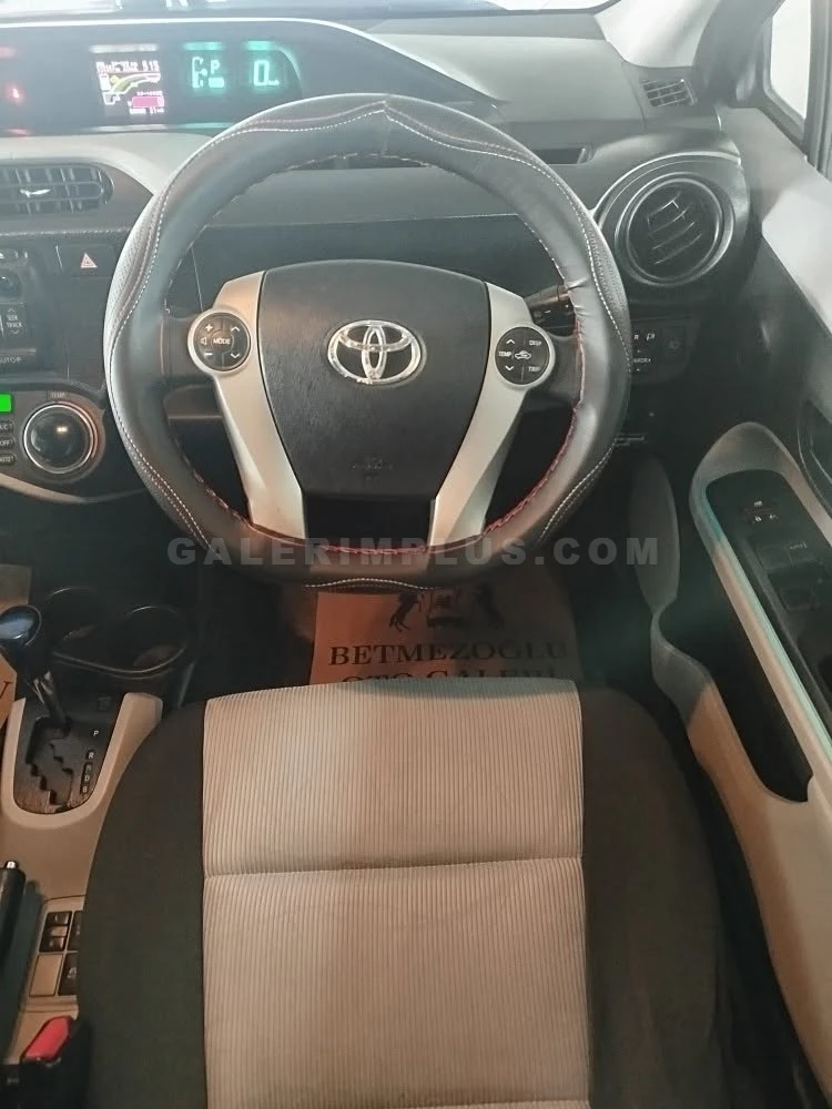 2012 Toyota Aqua 1.5 Hybrit Kıbrıs | KKTC İkinci El Satılık Araba - Thumbnail 7