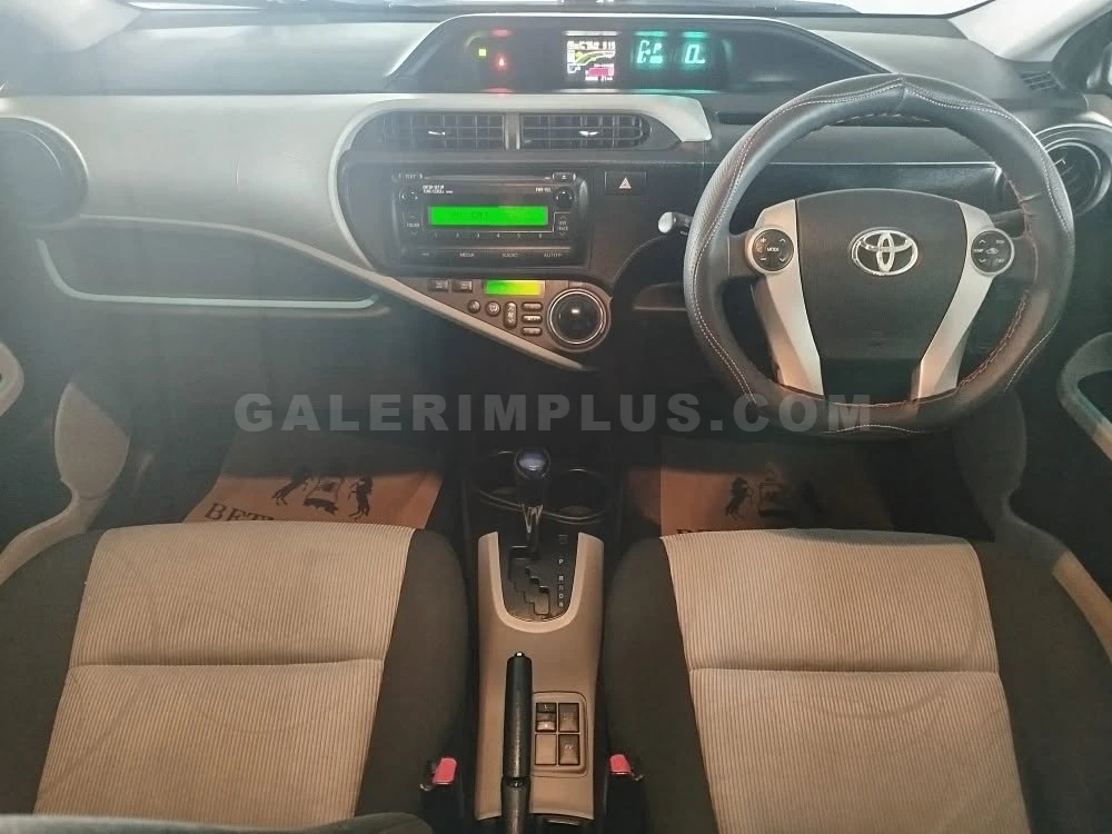 2012 Toyota Aqua 1.5 Hybrit Kıbrıs | KKTC İkinci El Satılık Araba - Thumbnail 8