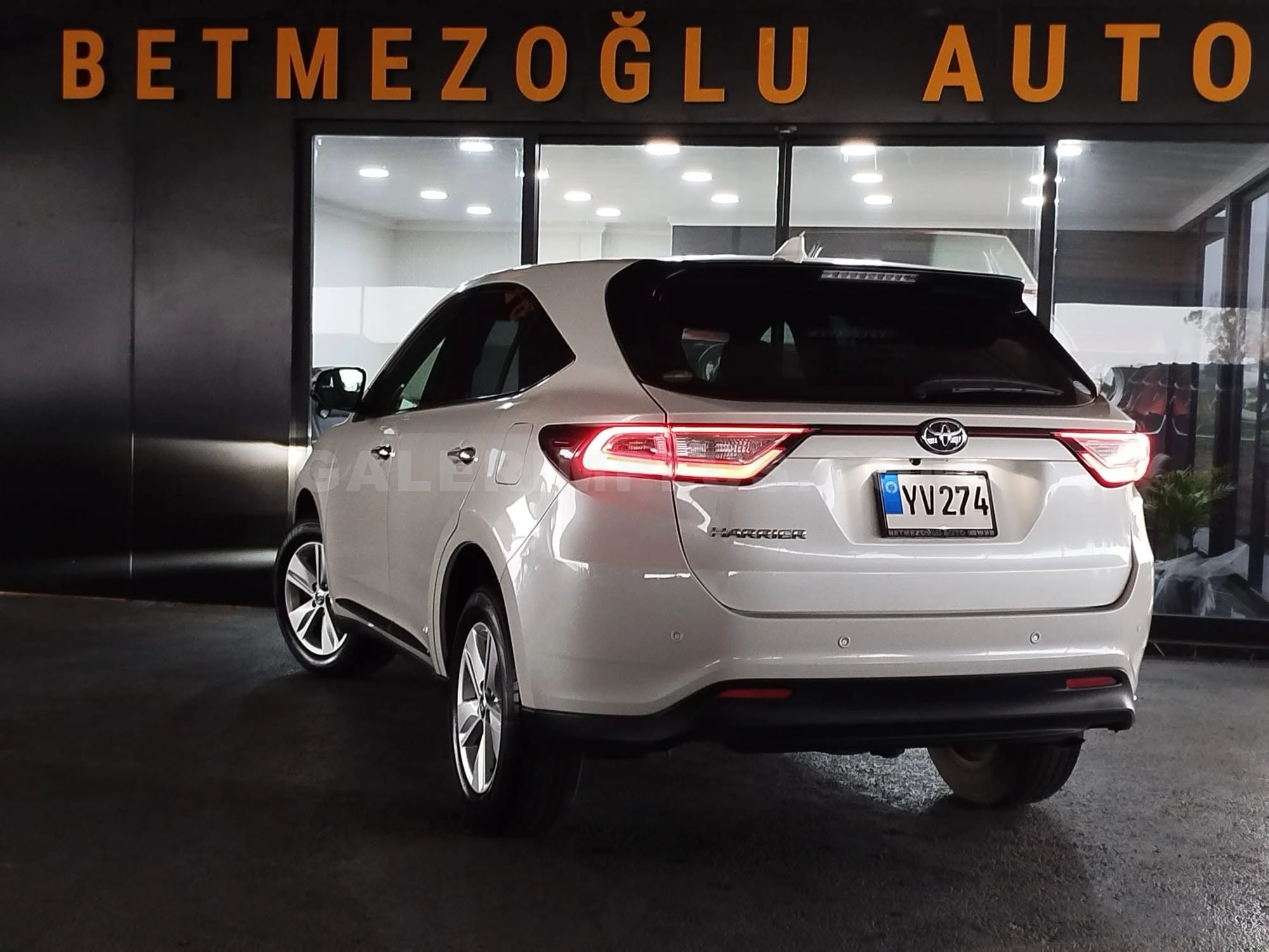 2020 Toyota Harrier 2.0 Kıbrıs | KKTC İkinci El Satılık Araba - Thumbnail 3