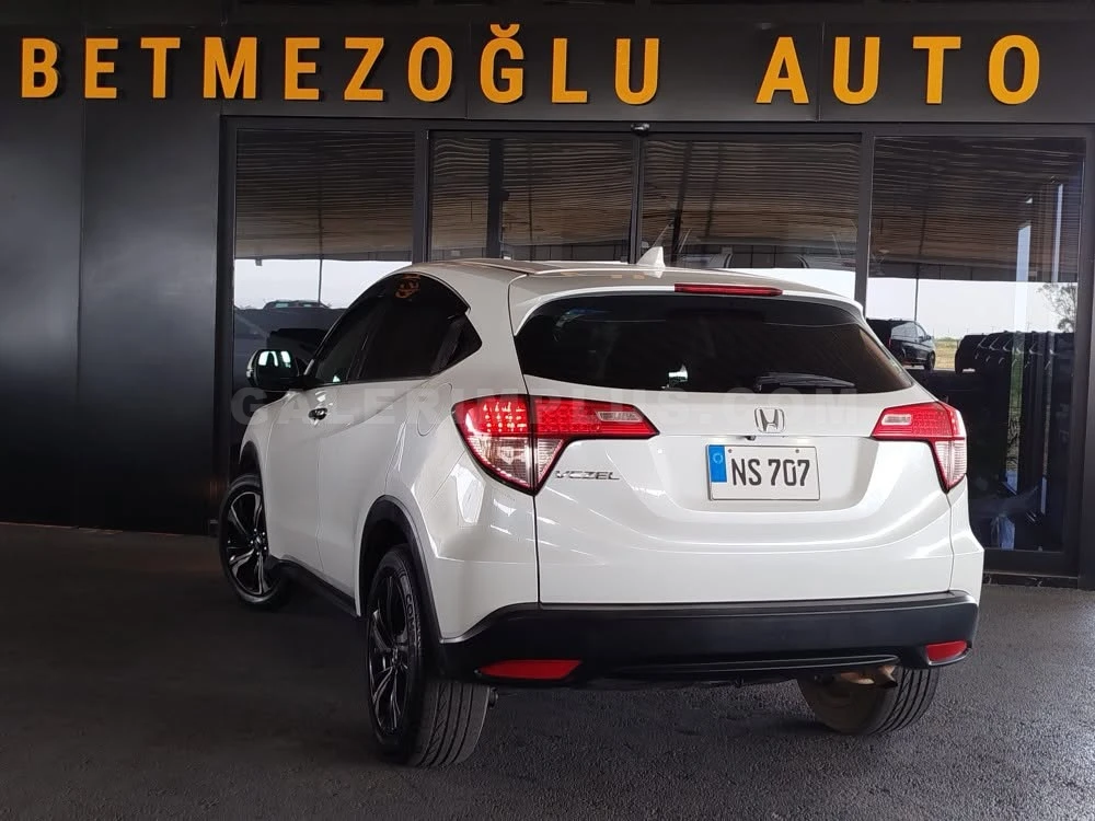 2015 Honda Vezel 1.5 i-VTEC Kıbrıs | KKTC İkinci El Satılık Araba - Thumbnail 3