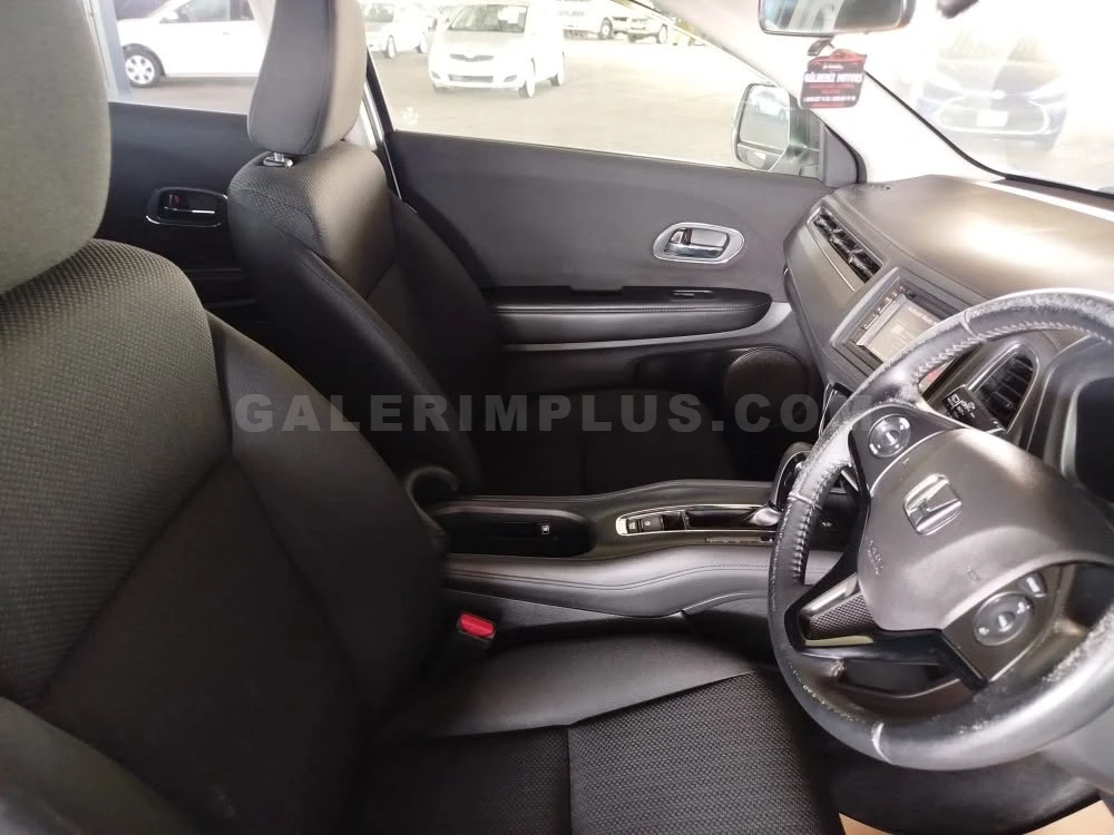 2015 Honda Vezel 1.5 i-VTEC Kıbrıs | KKTC İkinci El Satılık Araba - Thumbnail 4