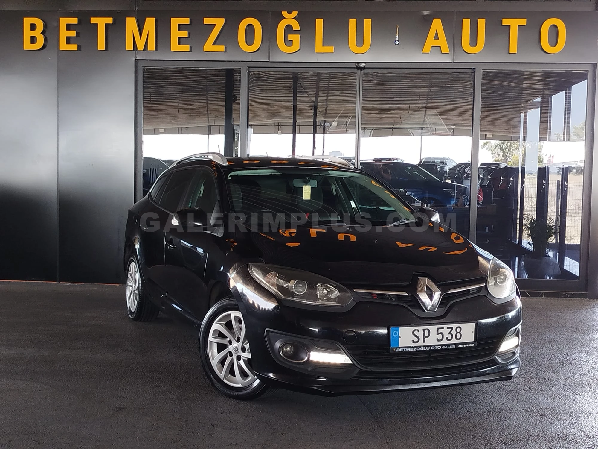 2015 Renault Megane 1.5 dCi Dizel Manuel Lefkoşa İlan görseli - GalerimPlus