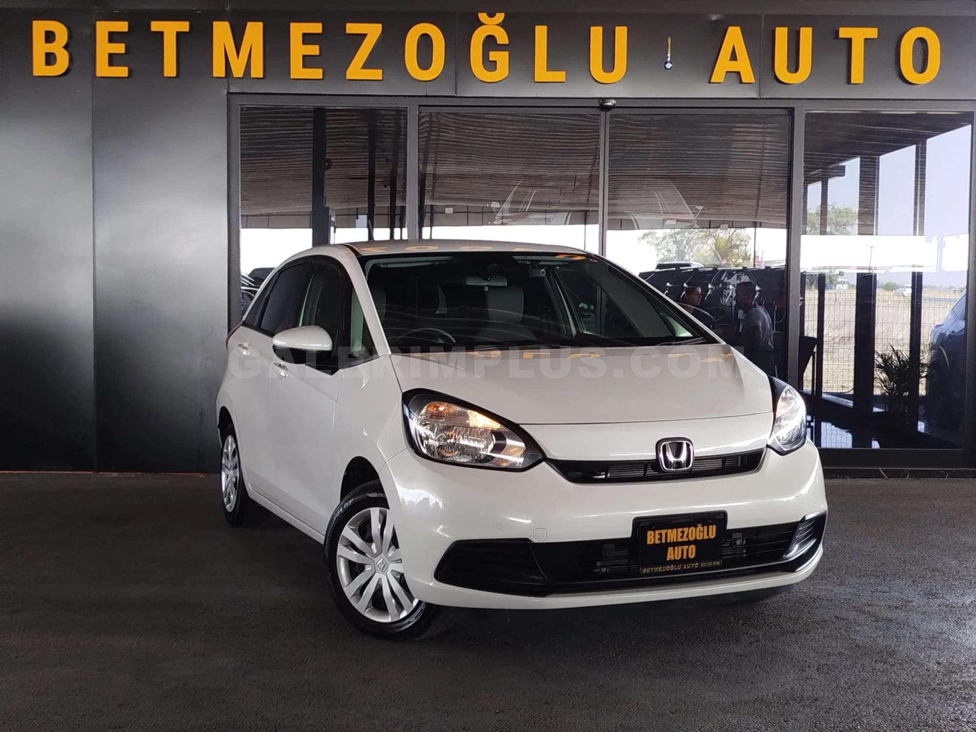 2024 Honda Fit 1.3 Kıbrıs | KKTC İkinci El Satılık Araba - Thumbnail 2