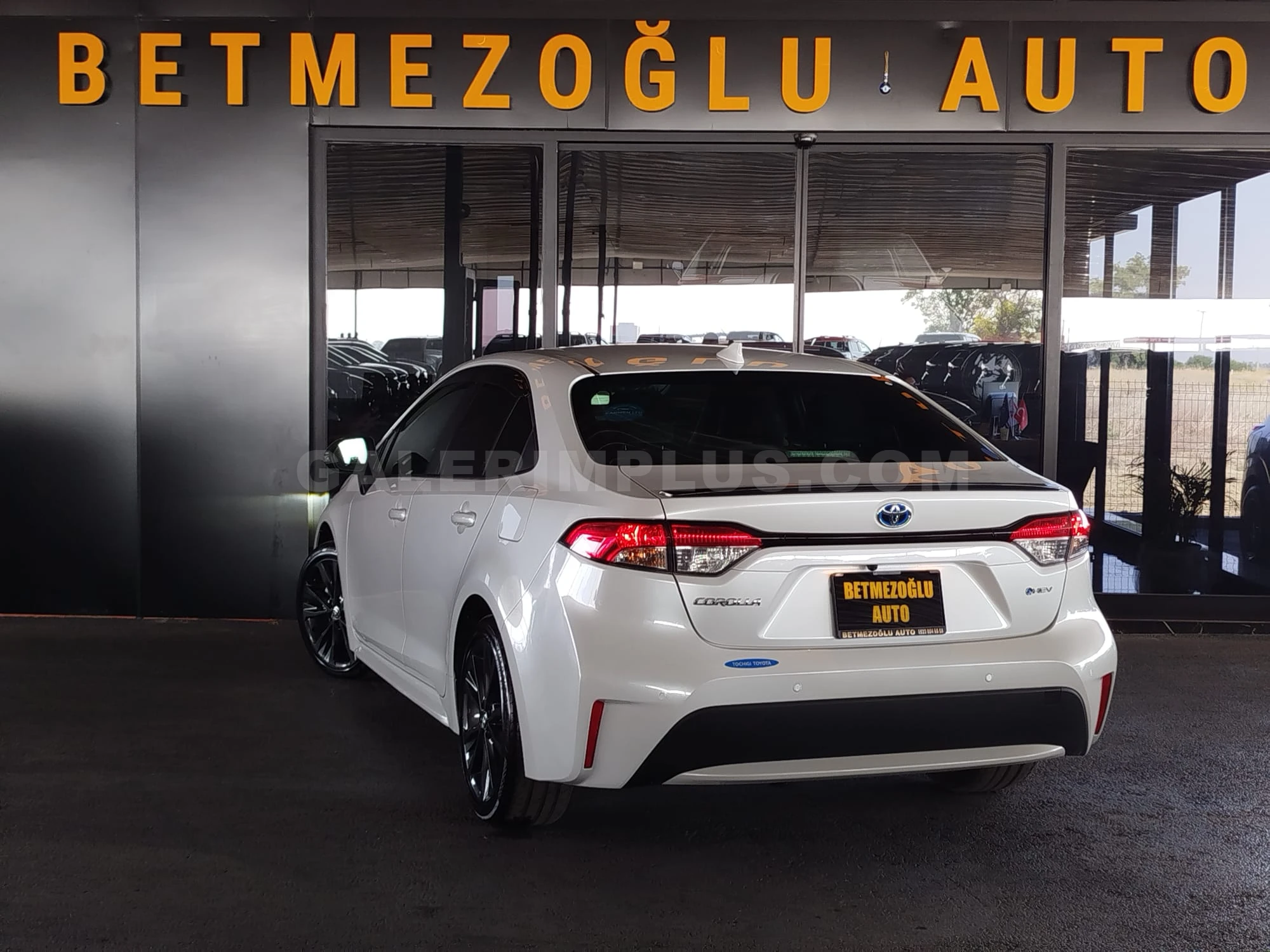 2025 Toyota Corolla 1.8 e:HEV Kıbrıs | KKTC İkinci El Satılık Araba - Thumbnail 2