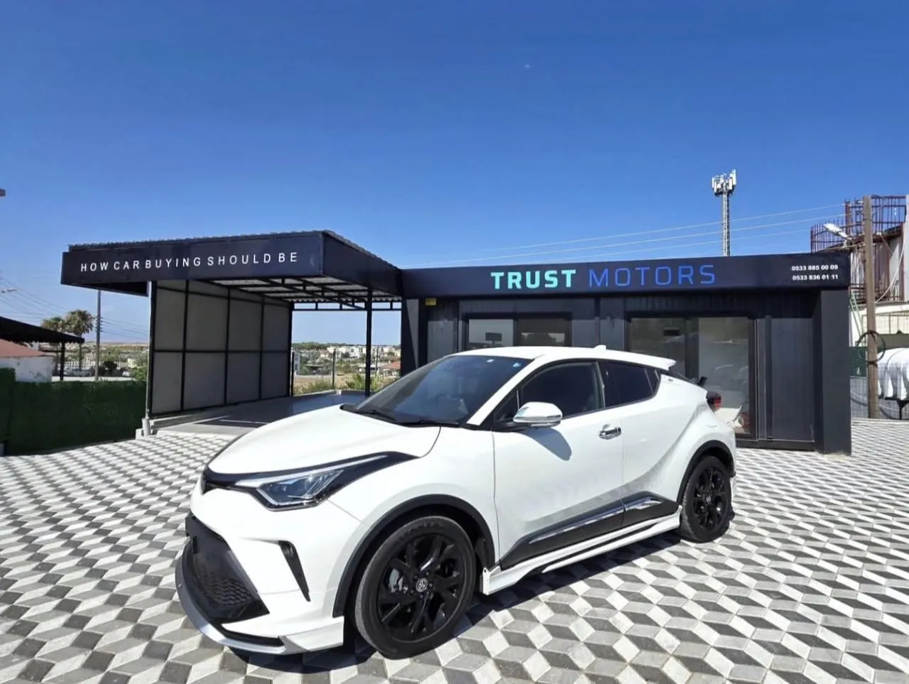 2021 Toyota C-HR 1.8 Hybrid Kıbrıs | KKTC İkinci El Satılık Araba - Thumbnail 3