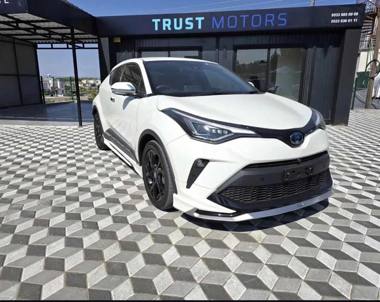2021 Toyota C-HR 1.8 Hybrid Kıbrıs | KKTC İkinci El Satılık Araba - Thumbnail 5