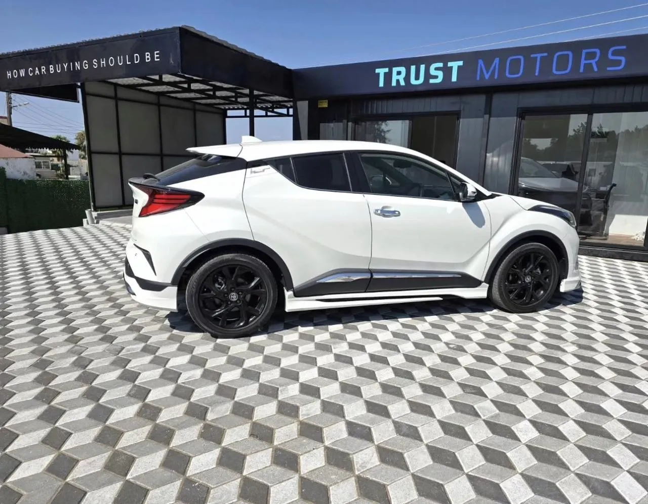 2021 Toyota C-HR 1.8 Hybrid Kıbrıs | KKTC İkinci El Satılık Araba - Thumbnail 6