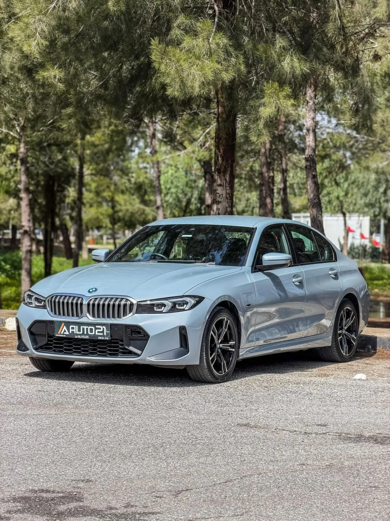 2024 BMW 3 Serisi 330e Kıbrıs | KKTC İkinci El Satılık Araba - Fotoğraf 1