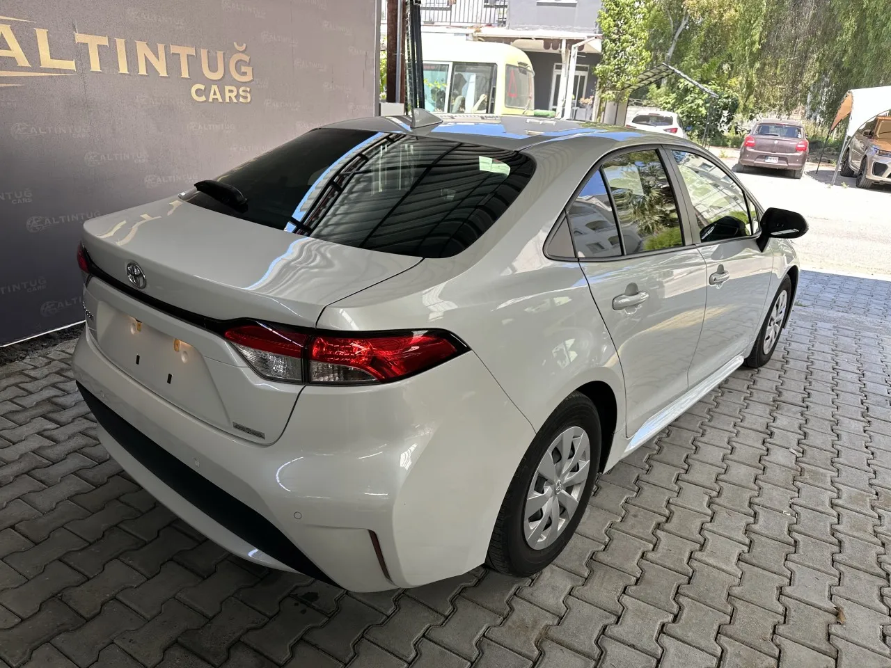 2024 Toyota Corolla Cross Kıbrıs | KKTC İkinci El Satılık Araba - Thumbnail 4