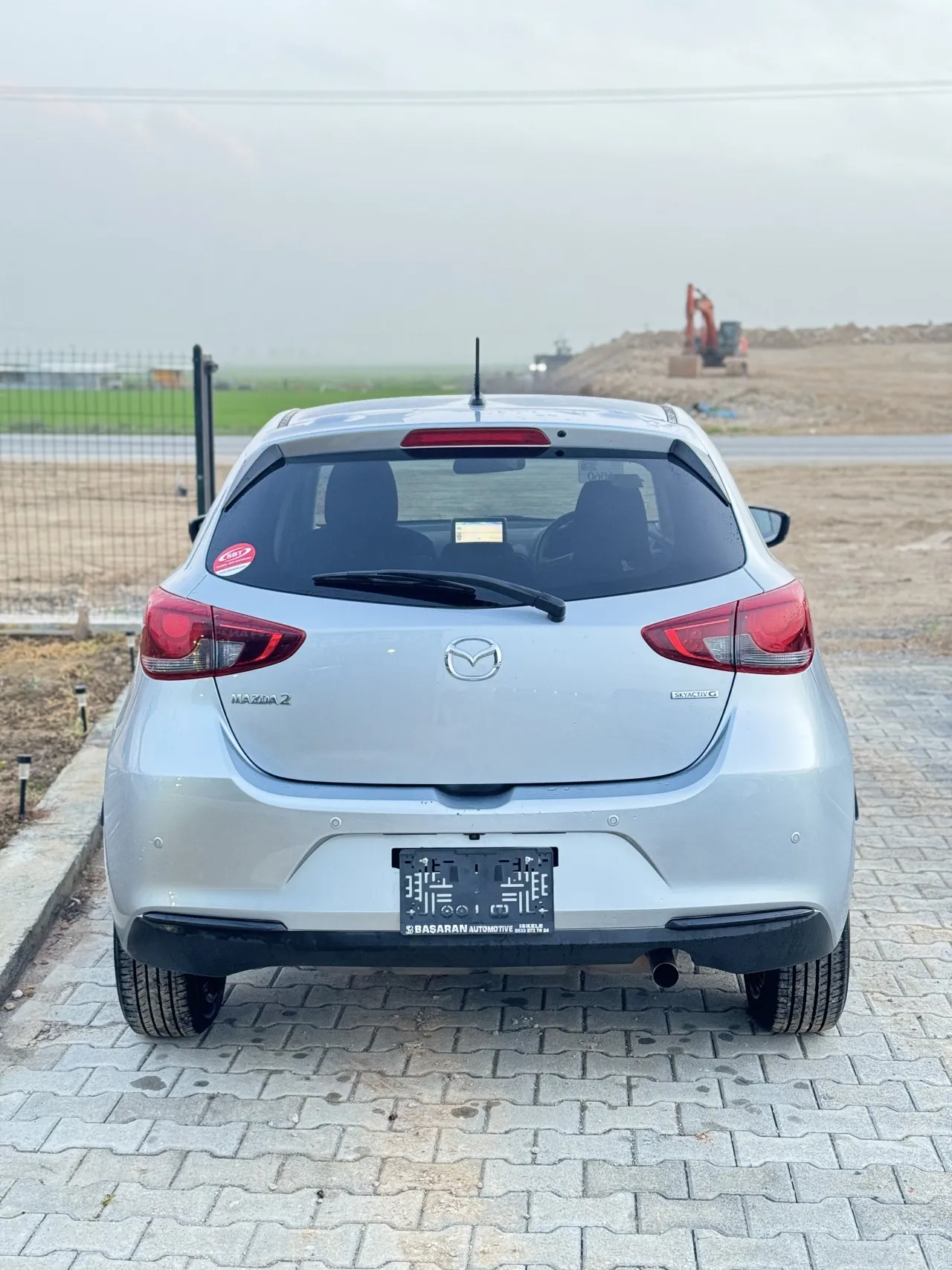 2021 Mazda 2 1.5 Kıbrıs | KKTC İkinci El Satılık Araba - Thumbnail 4