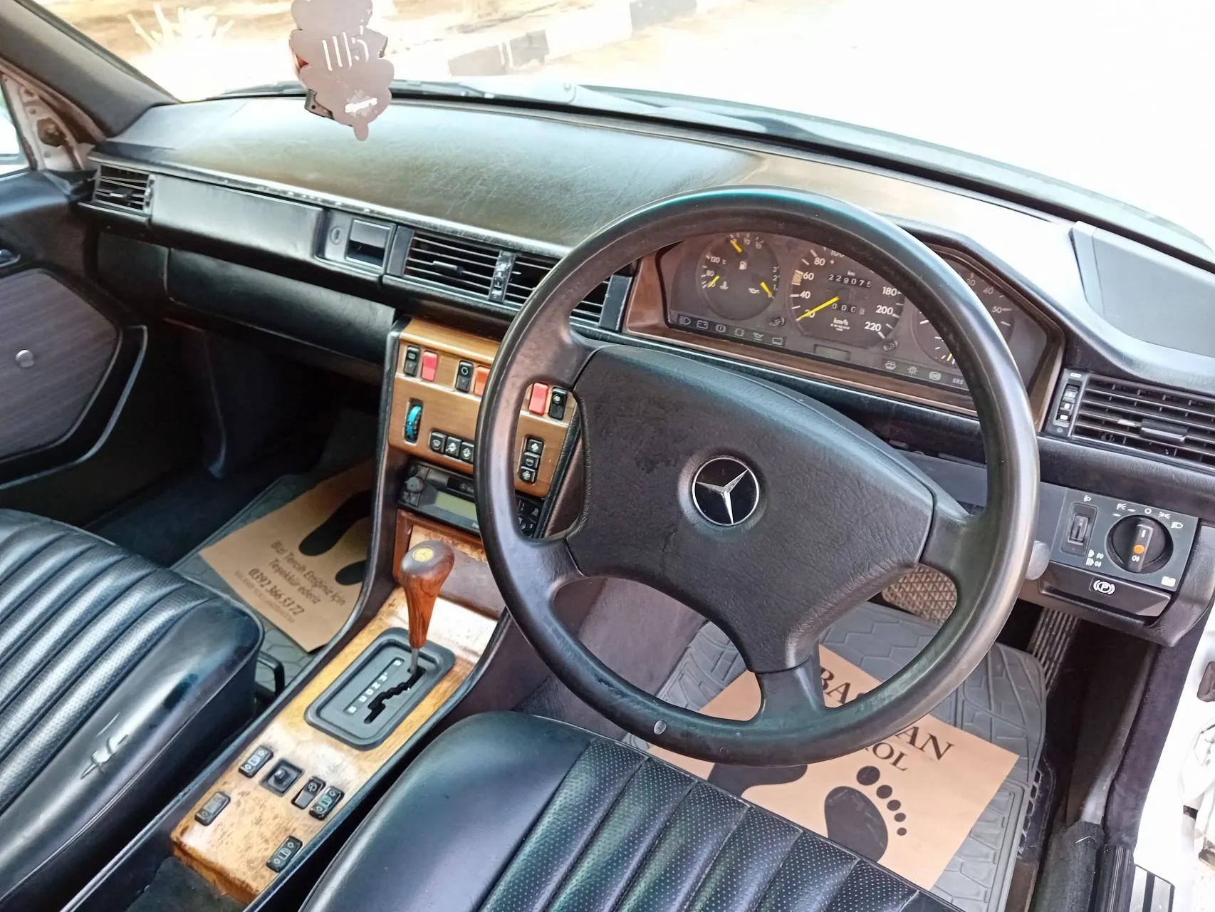 1986 Mercedes-Benz 250 D  Kıbrıs | KKTC İkinci El Satılık Araba - Thumbnail 6