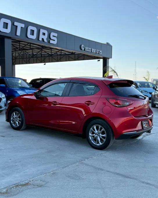 2021 Mazda 2 1.5 Sky-G Kıbrıs | KKTC İkinci El Satılık Araba - Thumbnail 4