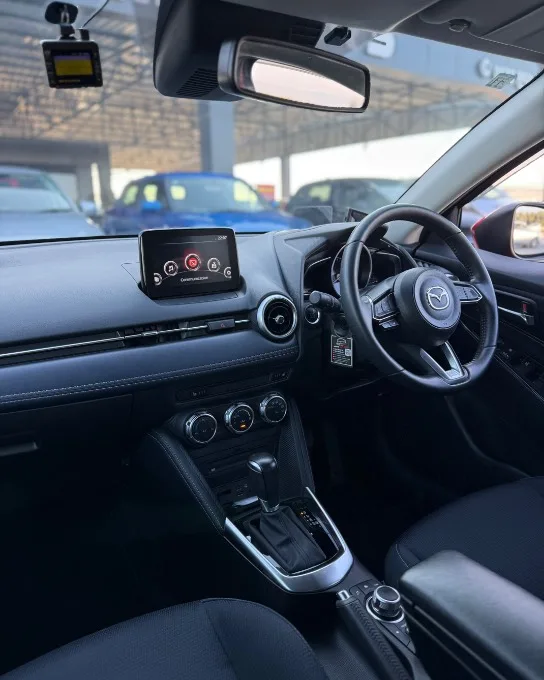2021 Mazda 2 1.5 Sky-G Kıbrıs | KKTC İkinci El Satılık Araba - Thumbnail 8