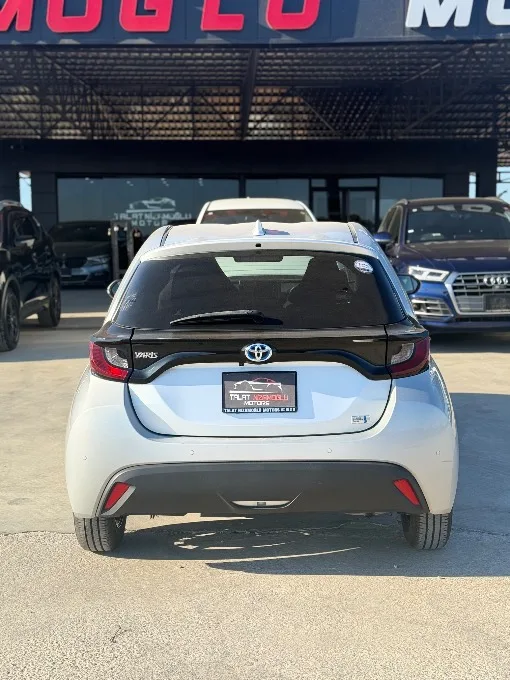 2021 Toyota Yaris 1.5 Hybrid Kıbrıs | KKTC İkinci El Satılık Araba - Thumbnail 5