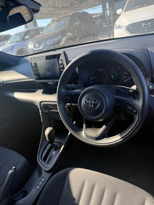2021 Toyota Yaris 1.5 Hybrid Kıbrıs | KKTC İkinci El Satılık Araba - Thumbnail 7
