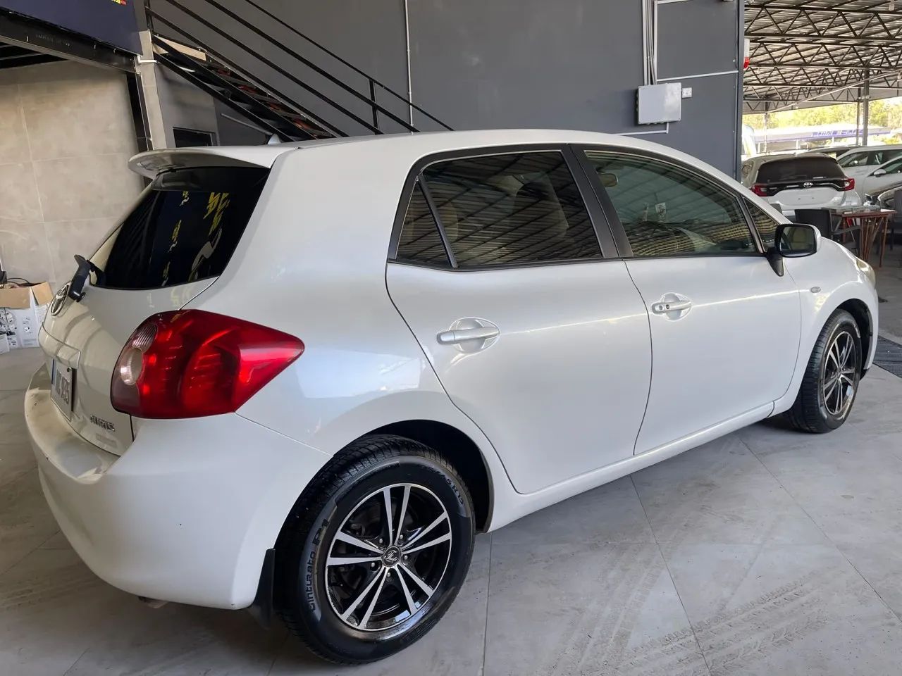 2010 Toyota Auris 1.5 Kıbrıs | KKTC İkinci El Satılık Araba - Thumbnail 5