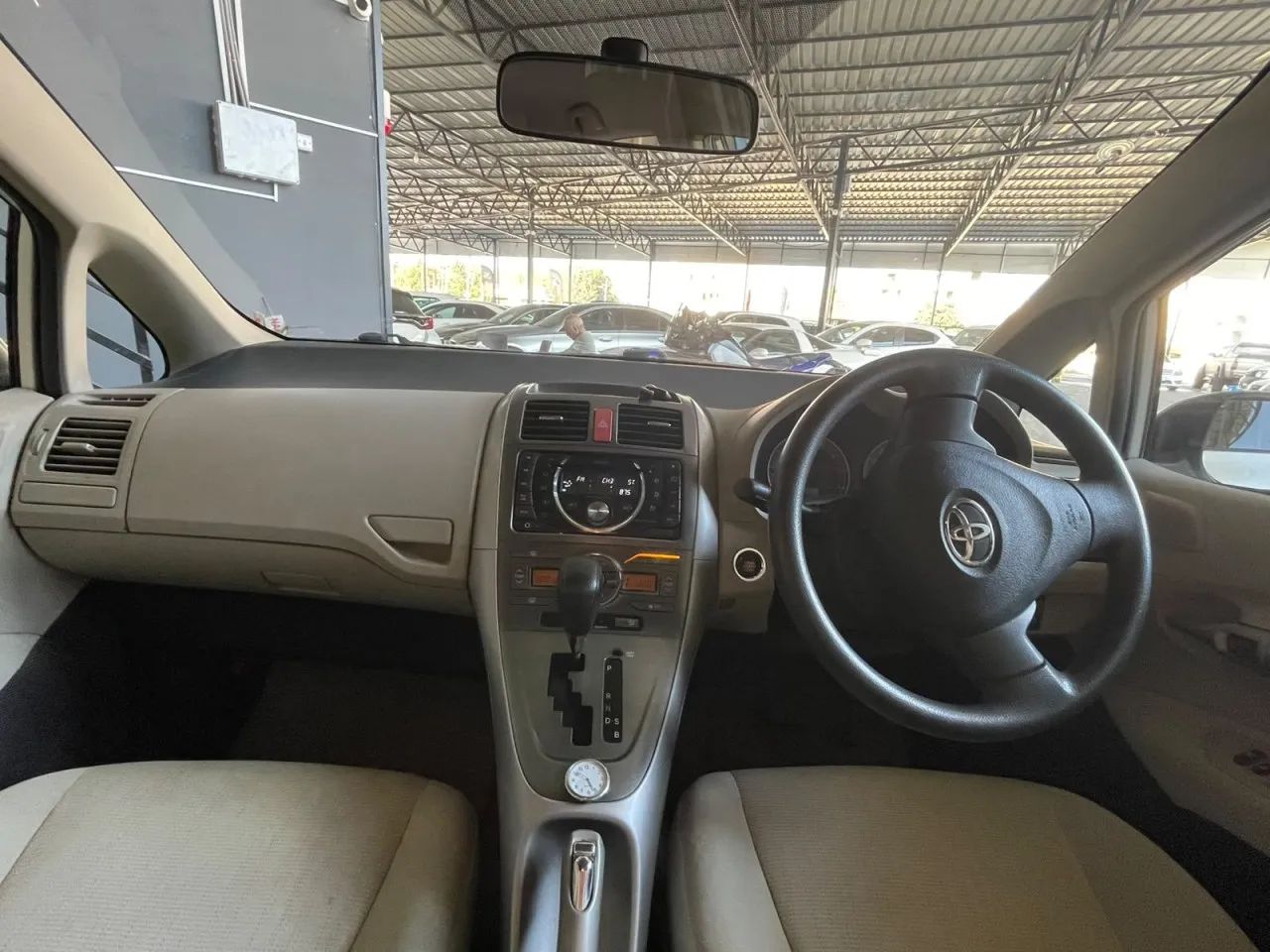 2010 Toyota Auris 1.5 Kıbrıs | KKTC İkinci El Satılık Araba - Thumbnail 8