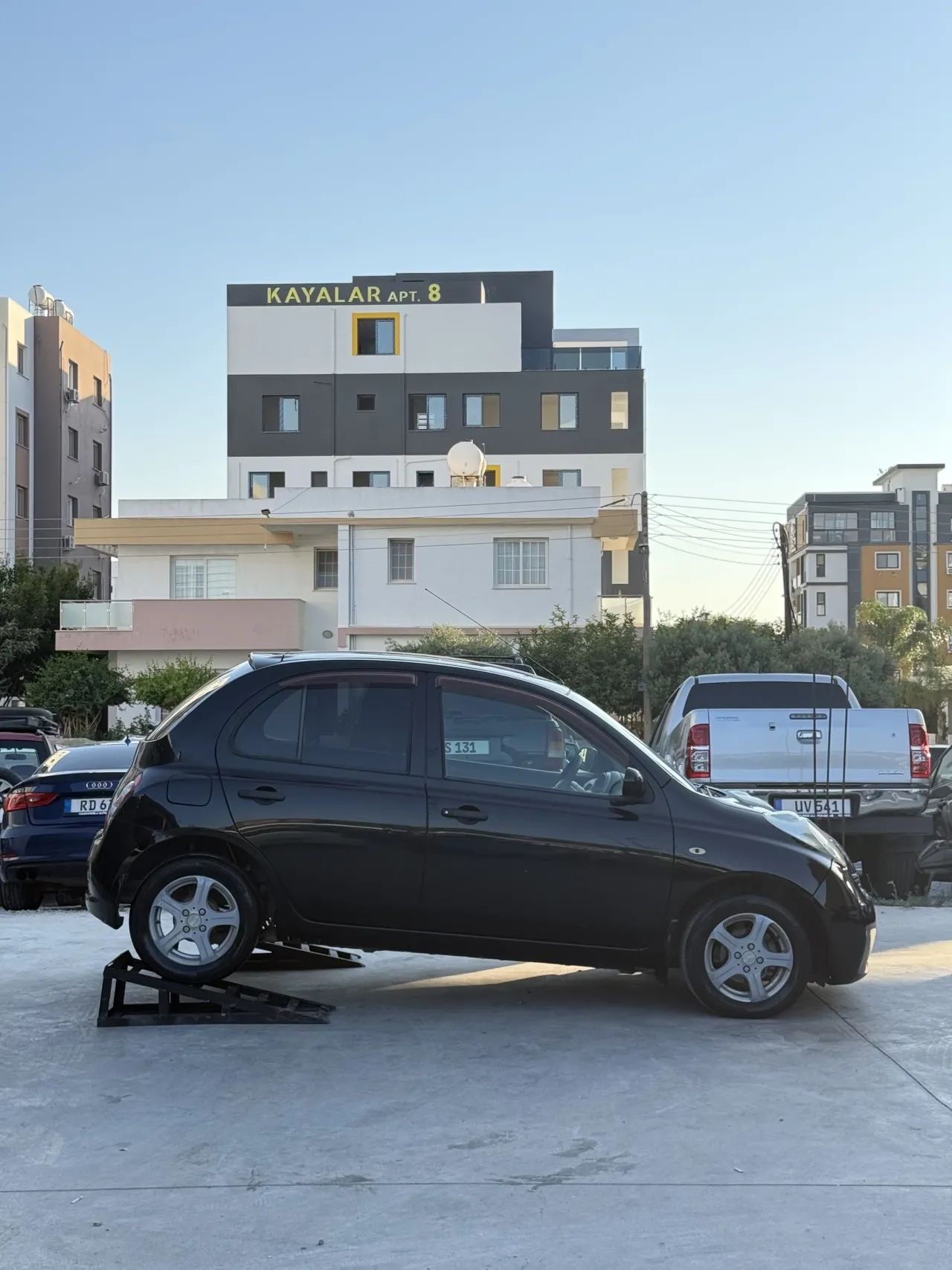 2009 Nissan March 1.4 Kıbrıs | KKTC İkinci El Satılık Araba - Thumbnail 4