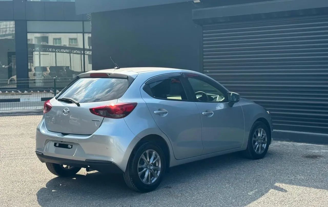 2023 Mazda 2 1.5 Skyactiv-D Kıbrıs | KKTC İkinci El Satılık Araba - Thumbnail 3