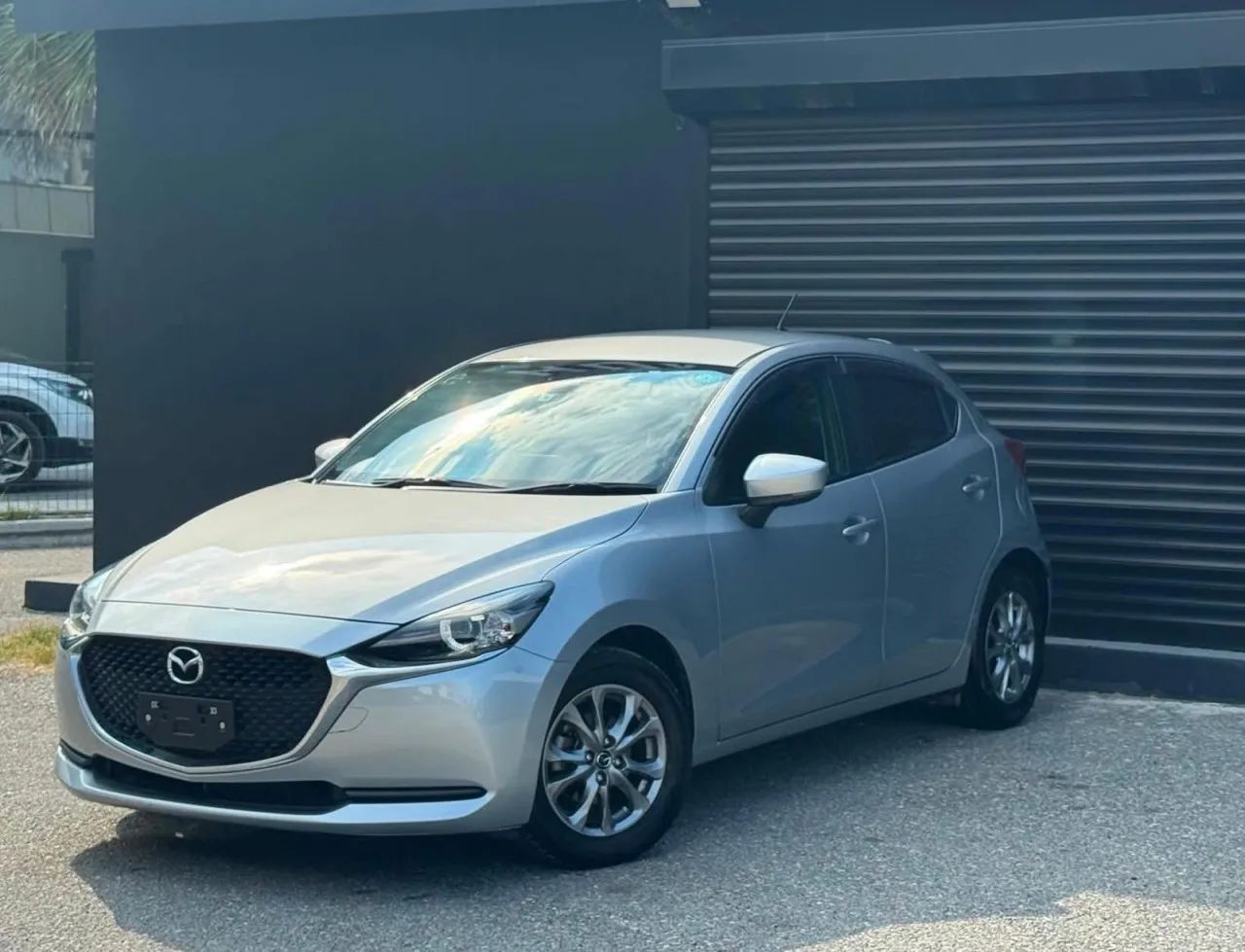 2023 Mazda 2 1.5 Skyactiv-D Kıbrıs | KKTC İkinci El Satılık Araba - Thumbnail 5