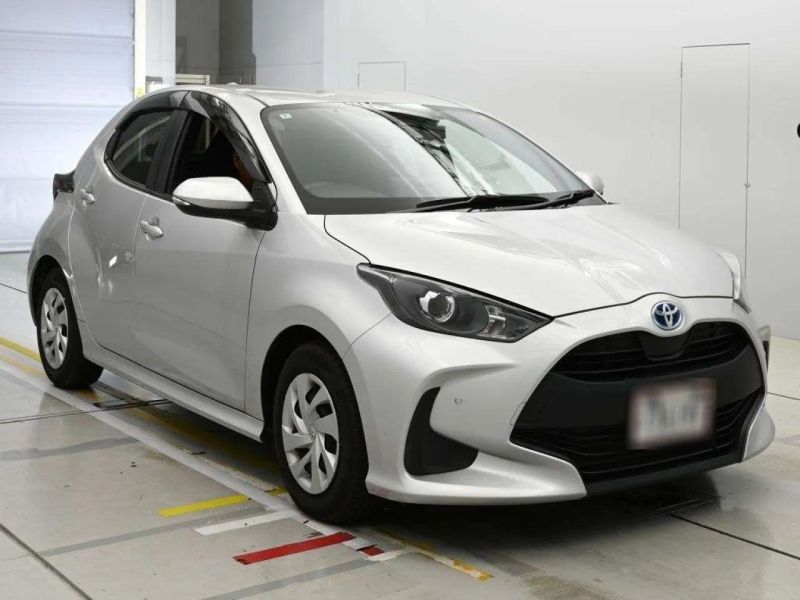 2022 Toyota Yaris 1.5 Hybrid Kıbrıs | KKTC İkinci El Satılık Araba - Fotoğraf 1