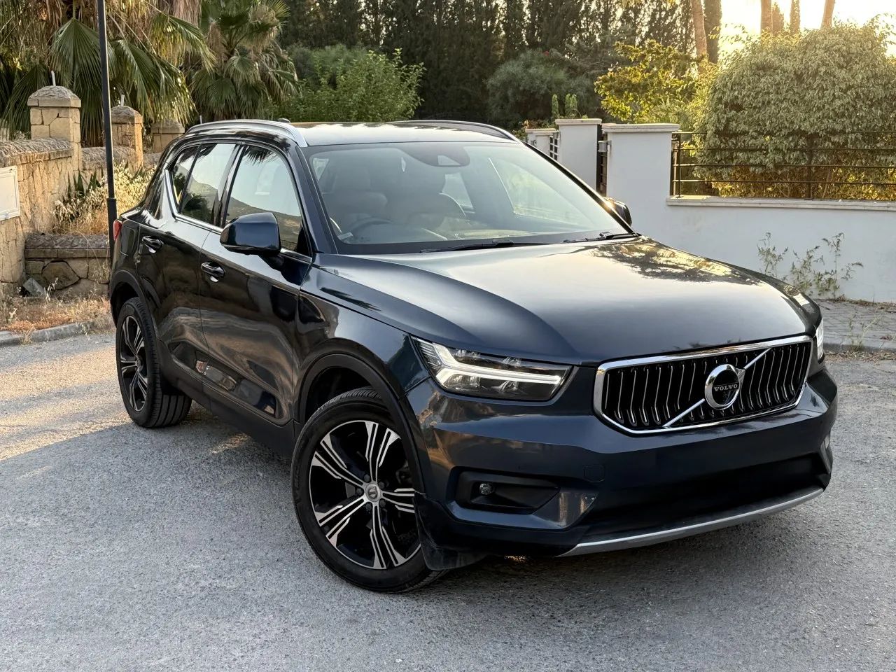 2022 Volvo XC40 2.0 T4 Benzin Otomatik Girne İlan görseli - GalerimPlus