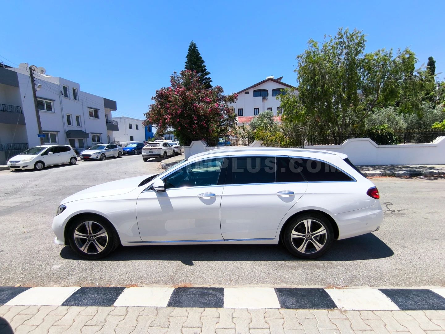 2019 Mercedes-Benz E Serisi E 220d Kıbrıs | KKTC İkinci El Satılık Araba - Thumbnail 8