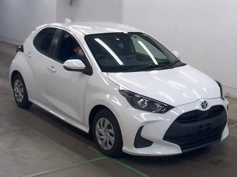 2023 Toyota Yaris 1.5 Hybrid Kıbrıs | KKTC İkinci El Satılık Araba - Fotoğraf 1