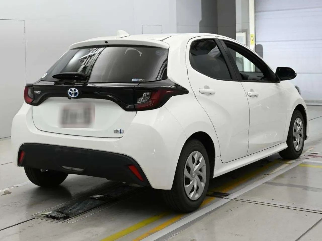 2023 Toyota Yaris 1.5 Hybrid Kıbrıs | KKTC İkinci El Satılık Araba - Thumbnail 2